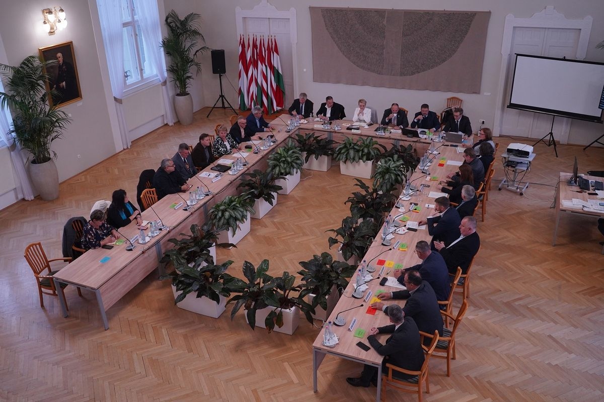 Gyarapítja a településeket a Versenyképes Járások Program